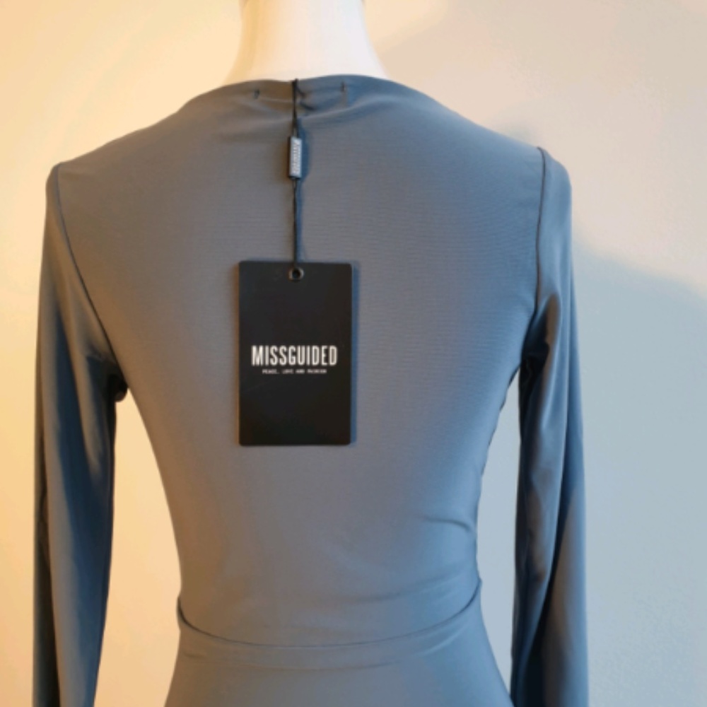 NWT Missguided bluish-gray long sleeve dress, US size 4 - Picture 4 of 5